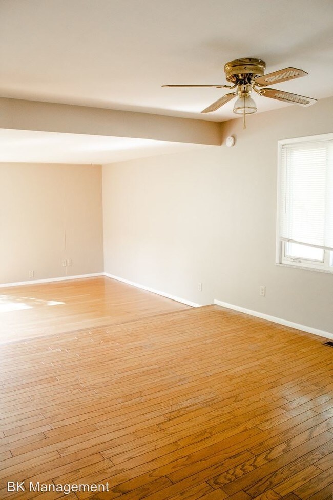 Building Photo - 3 br, 2 bath House - 1313 Palmer Drive