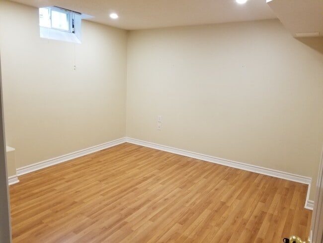 Building Photo - 1 Salt Creek Av