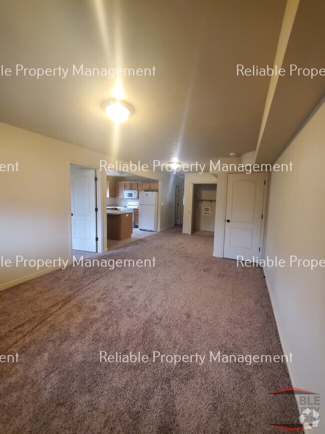 Building Photo - 184 Stockham Blvd