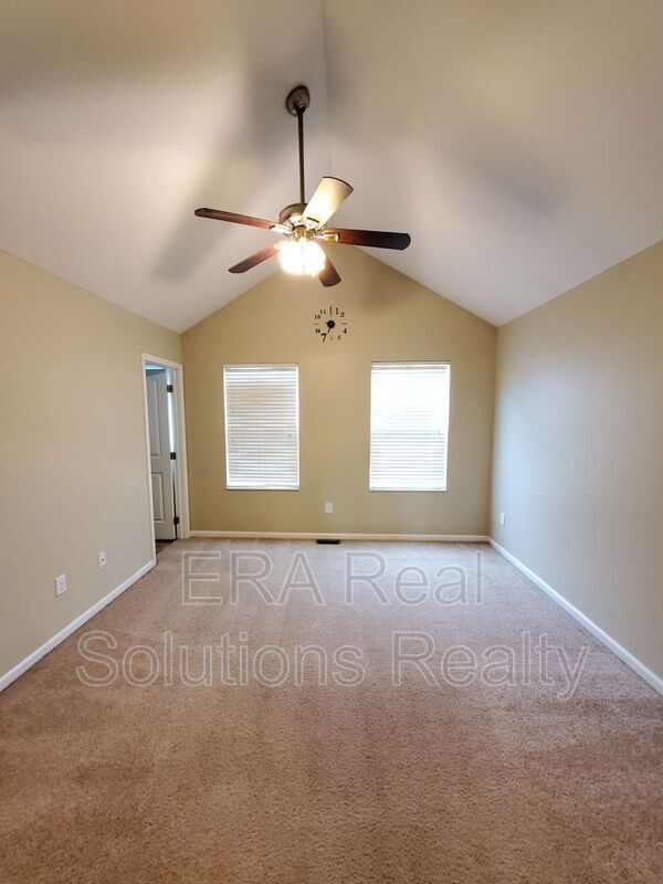 Building Photo - 4277 Parkway Centre Dr