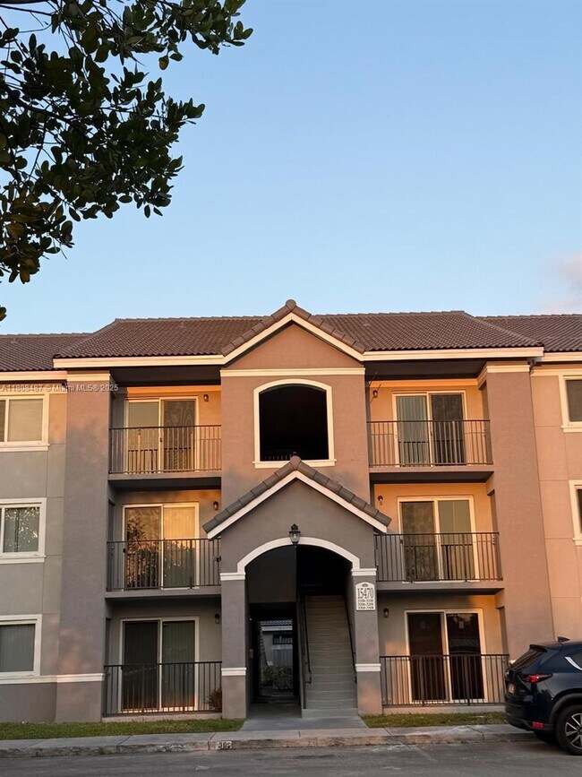 Building Photo - 15470 SW 284th St