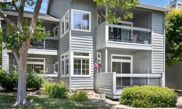 Building Photo - 8170 Mountain View Dr