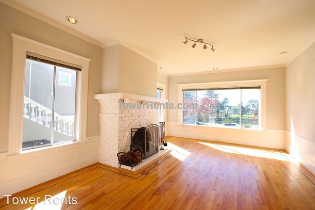 Building Photo - 3 br, 2 bath House - 2632 26th Ave