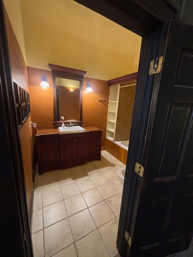 Building Photo - Studio in Kimberly