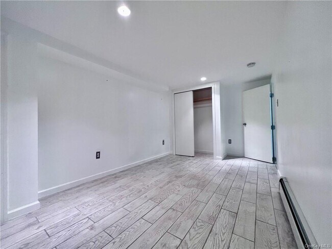 Foto del edificio - 179-19-17134 134th Ave
