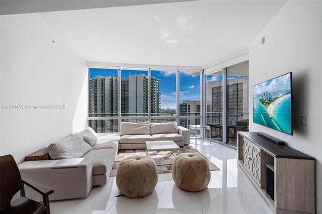 Foto del edificio - 851 NE 1st Ave