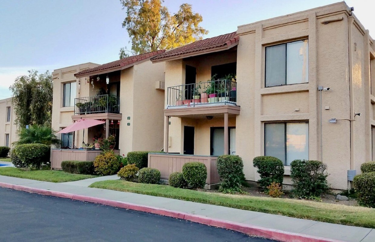 Foto principal - 55+ Senior Living at Quail Creek Apartments