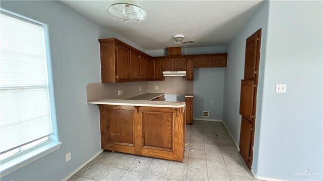 Foto del edificio - 12 Glasscock Blvd