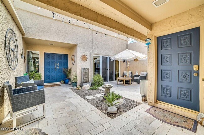 Building Photo - 8161 E Del Cuarzo Dr