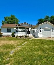 Building Photo - 211 Encinal Dr