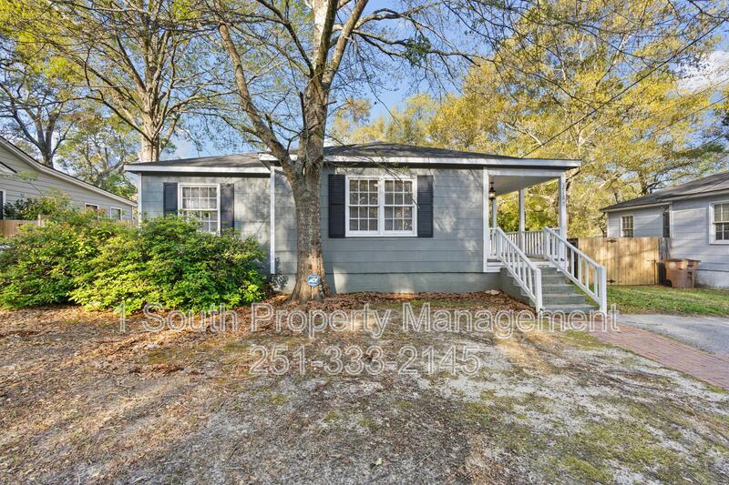 Foto principal - 212 Pinehill Dr