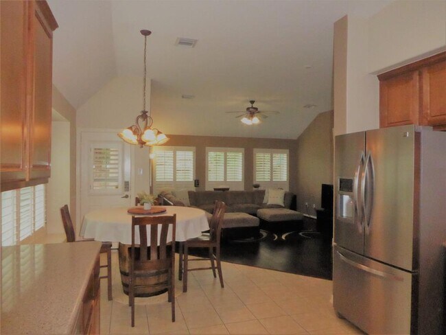 Building Photo - 24107 Northshire Ln