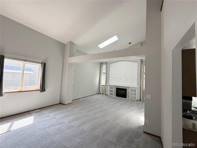 Foto del edificio - 8773 Pochard St