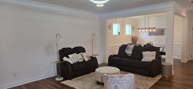 Building Photo - Spacious 3BR House in Benson