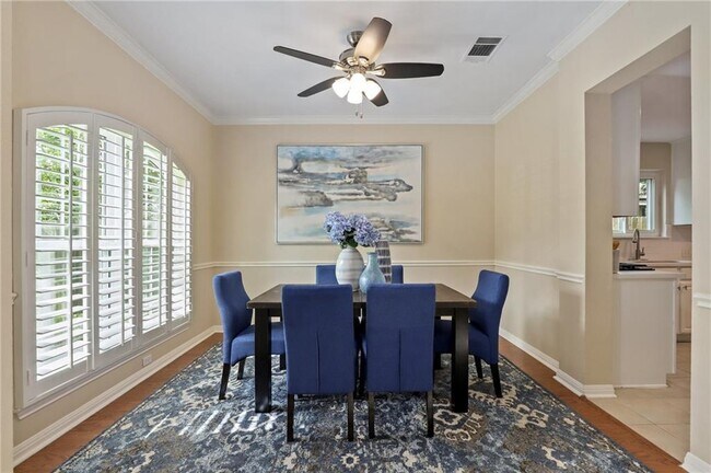 Foto del edificio - 1806 Paradise Ridge Dr