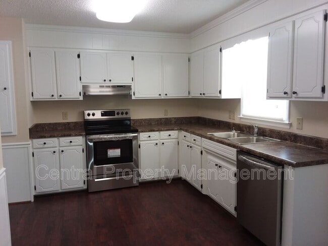 Foto del edificio - 5423 Parris Bridge Rd