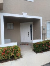 Building Photo - 103 Riviera Cir