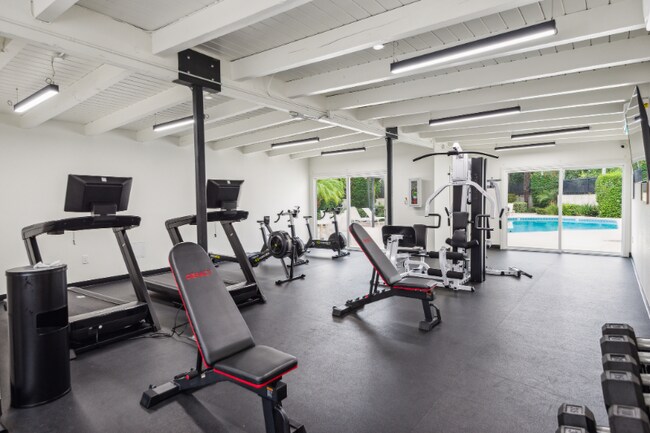 Foto del edificio - 15741 Francisquito Ave