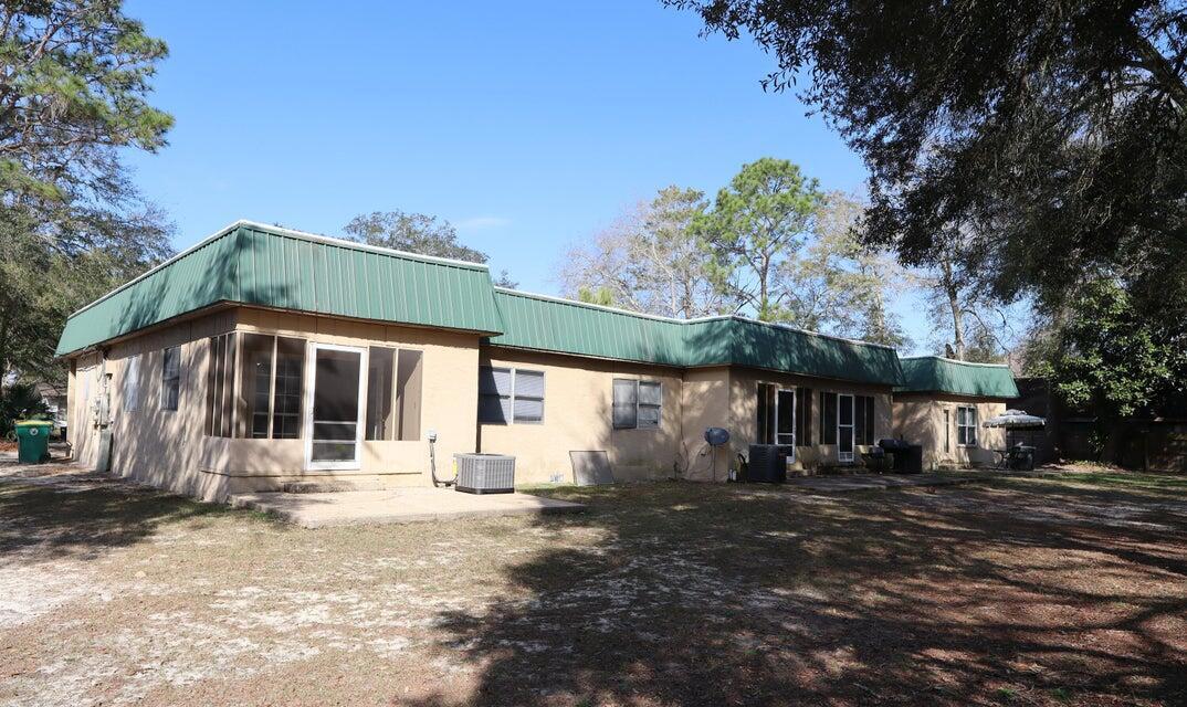 Foto del edificio - 1011 Hondo Ave