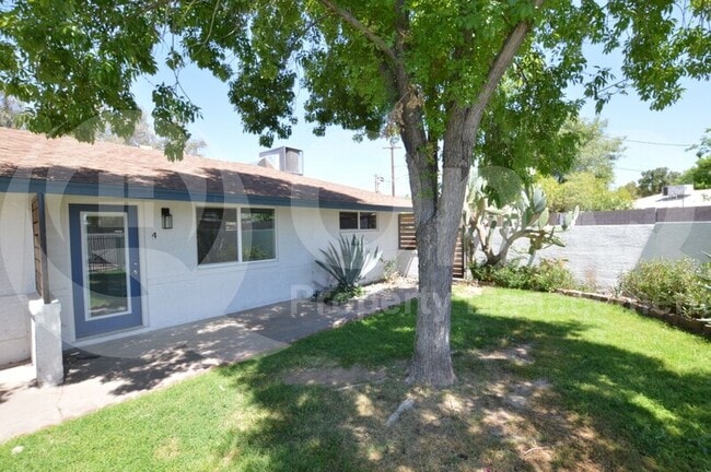 Building Photo - 1202 E Kaler Dr