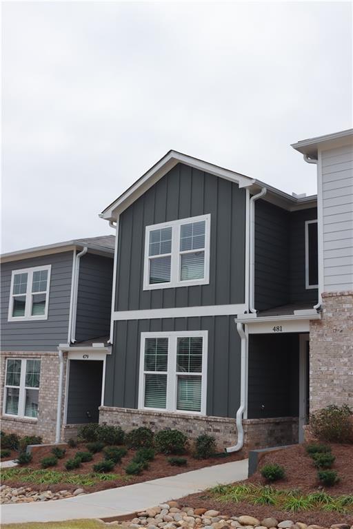 Building Photo - 481 Crown Dr