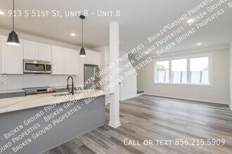 Building Photo - 913 S 51st St