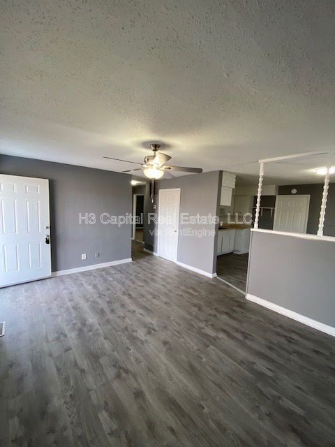 Foto del edificio - 8 Briarcliff Dr