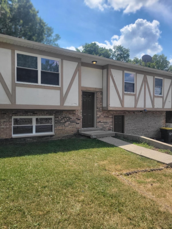 Building Photo - 805 Dayton Pike