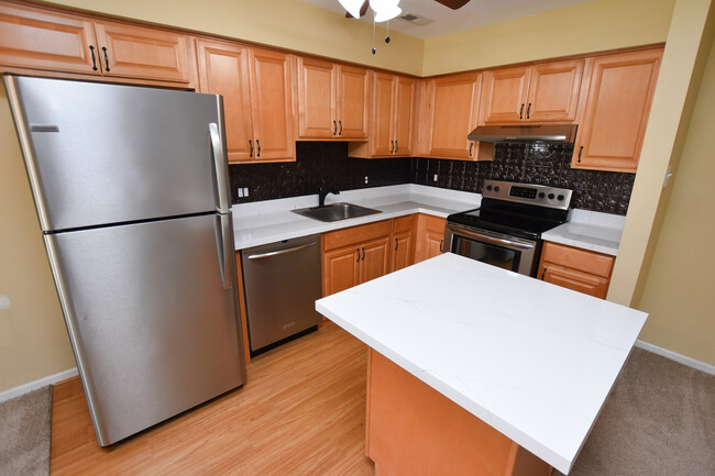 Foto del edificio - 43 Chelmsford Ct