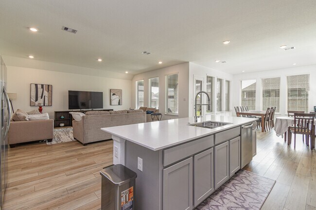 Building Photo - 18931 Eliza Crk Ln