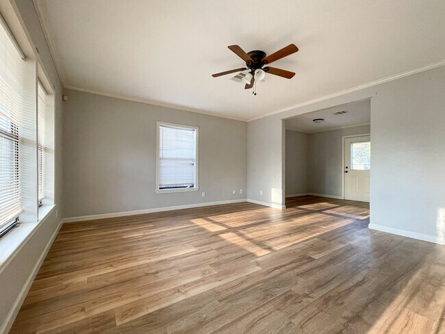 Foto del edificio - 207 N Bermuda St