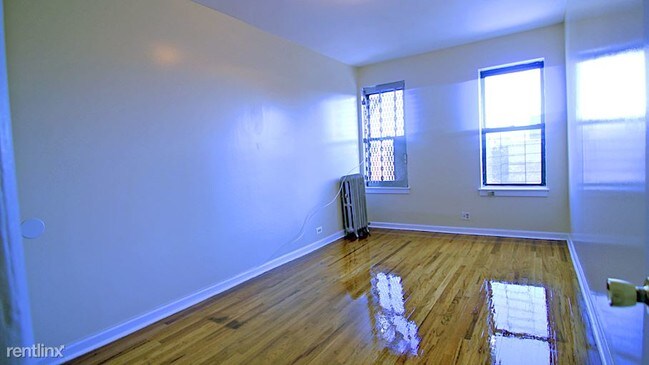 Building Photo - 2322 Grand Ave