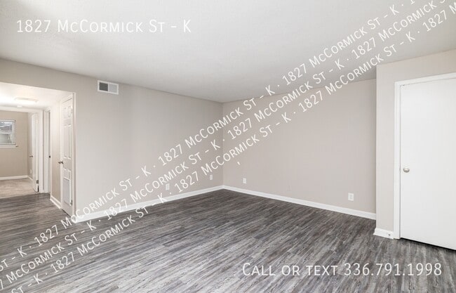 Foto del edificio - 1827 McCormick St