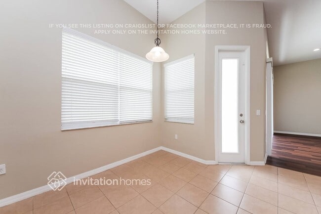 Foto del edificio - 2856 Majestic Isle Dr