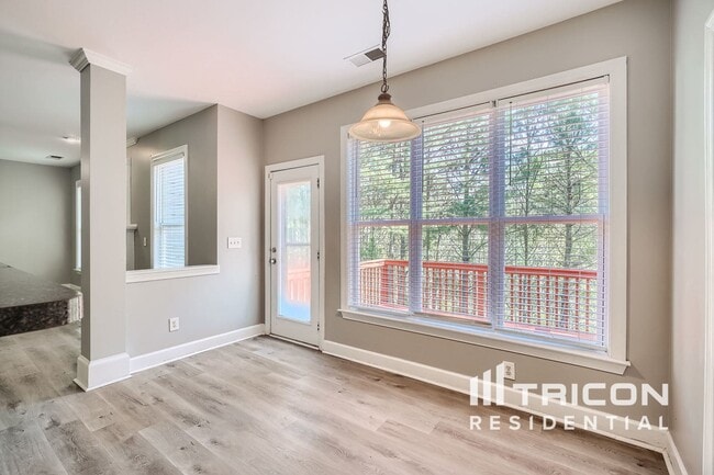 Foto del edificio - 1812 Patterson Mill Way