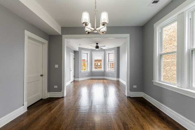 Building Photo - 2102 S 49th Ave