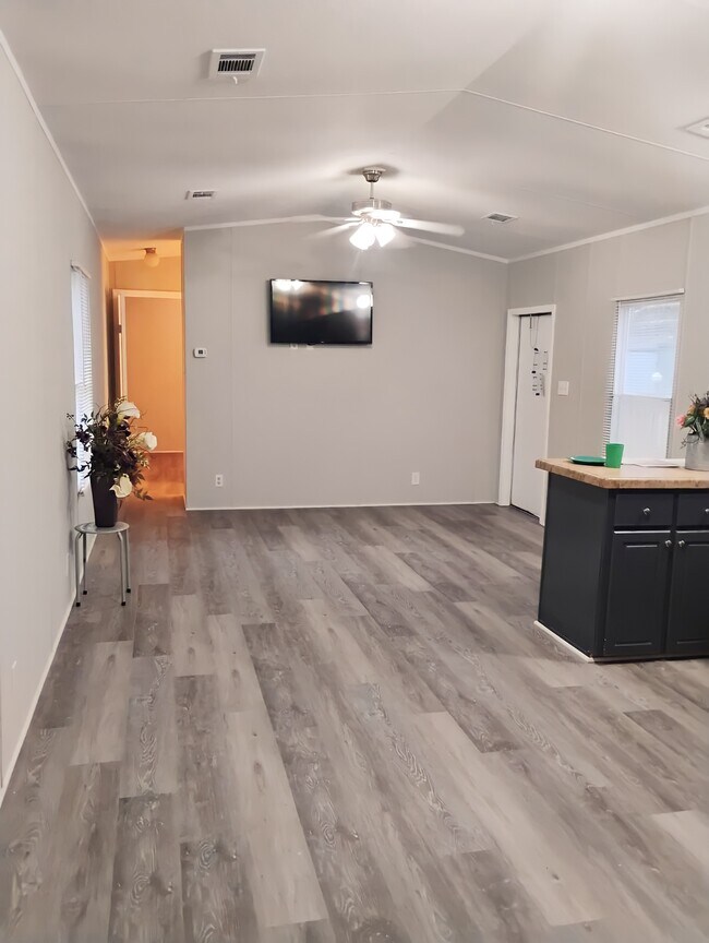 Foto del edificio - 110 N Michigan St