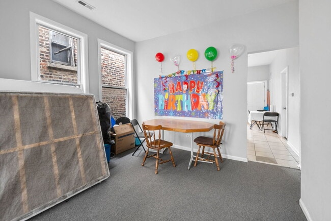 Building Photo - 1242 S Tripp Ave