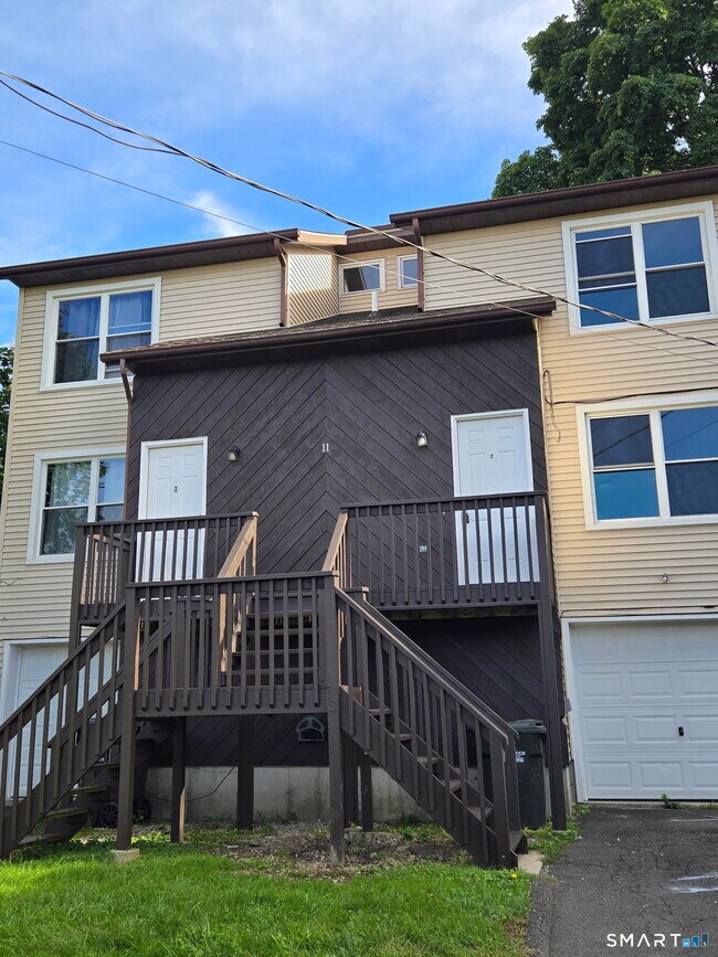 Building Photo - 11 Lee Ave