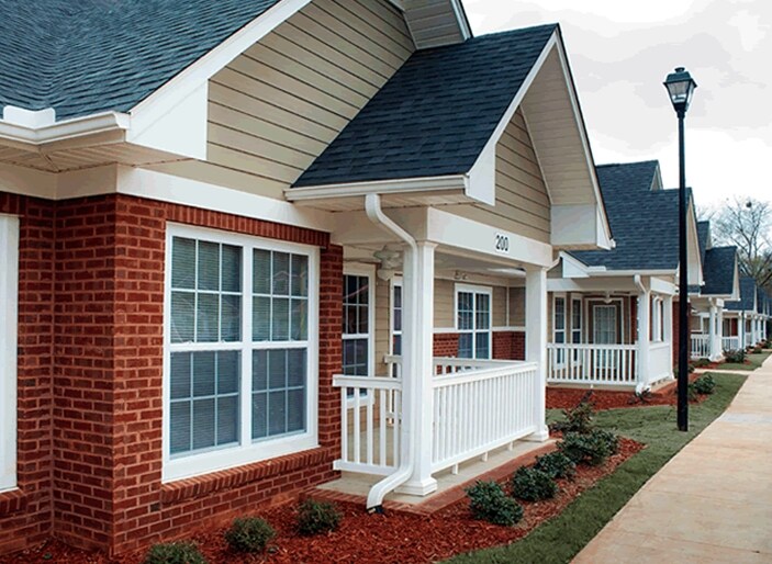 Foto principal - Baldwin Park Senior Village