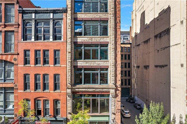Foto del edificio - 915 Liberty Ave