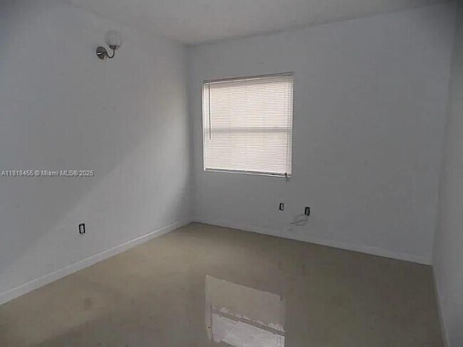 Foto del edificio - 7031 SW 129th Ave