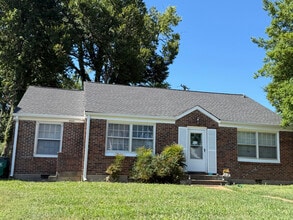 Building Photo - 5532 Knob Rd
