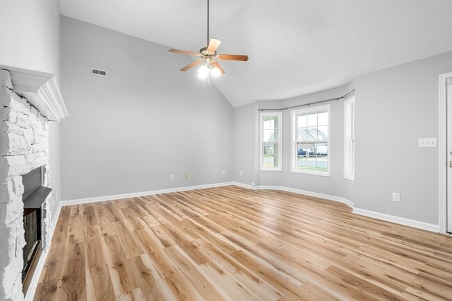 Building Photo - 1626 Autumn Dr