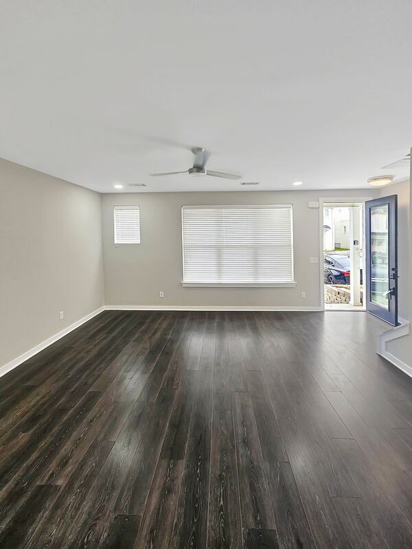 Foto del edificio - 307 Jeffries Wy