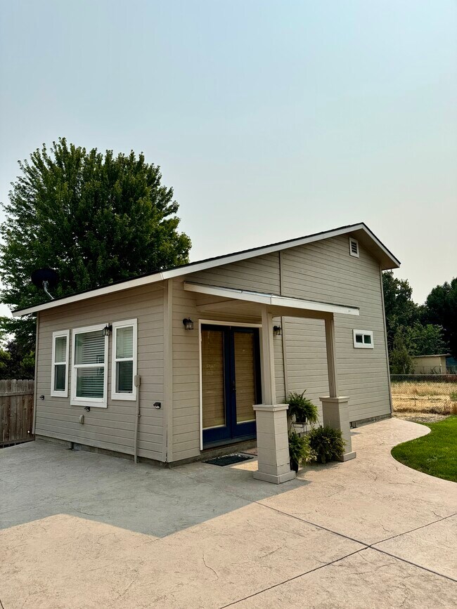 Foto del edificio - 2463 N Maxie Way