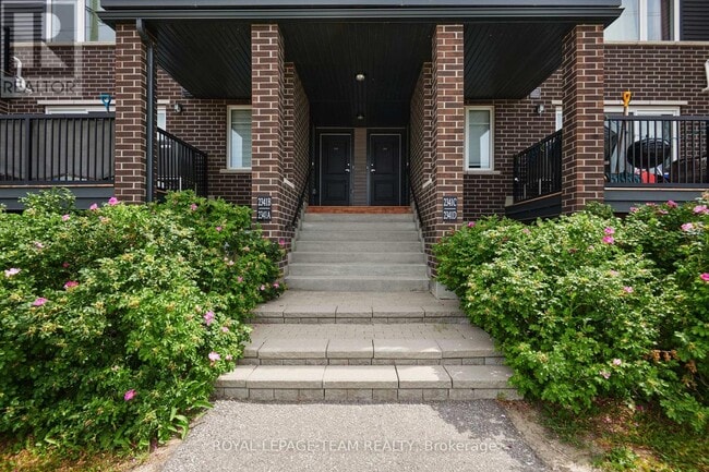 Building Photo - 2341-2341 Mer-Bleue Rd