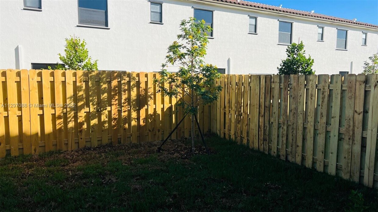 Primary Photo - 11819 SW 247th Terrace