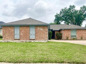 Building Photo - 6218 Woodland Forest Dr