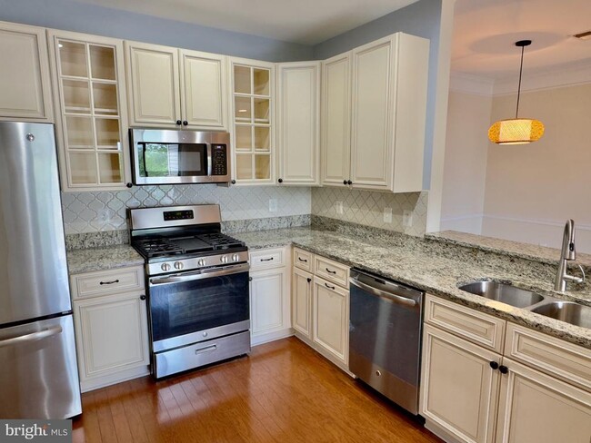 Foto del edificio - 6553 Grange Ln